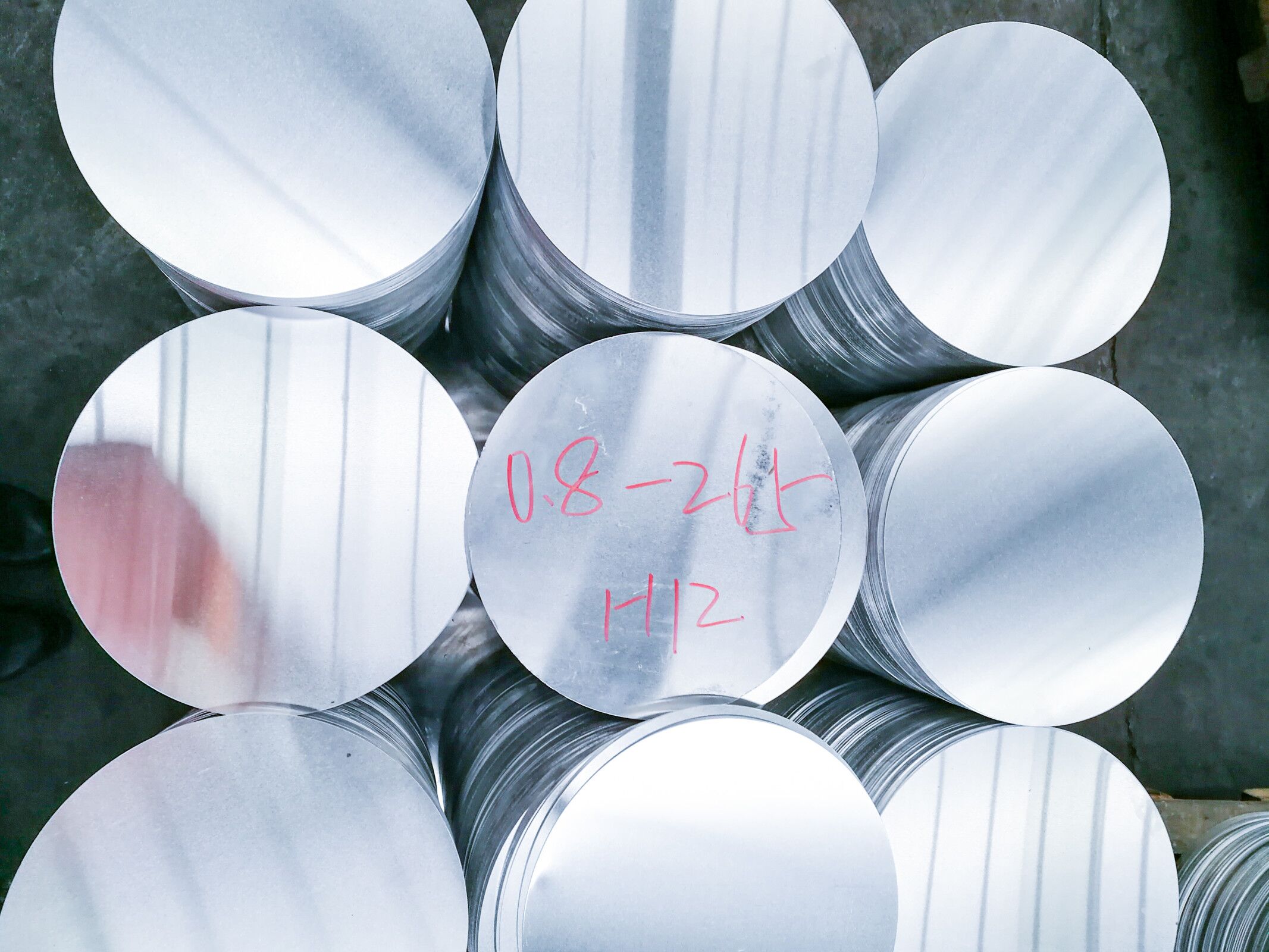 鋁圓片應用范圍廣泛的原因有哪些