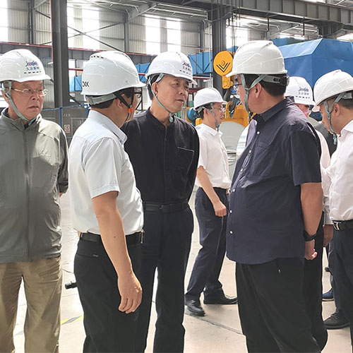 全國人大常委會副委員長武維華到久達新材考察調研